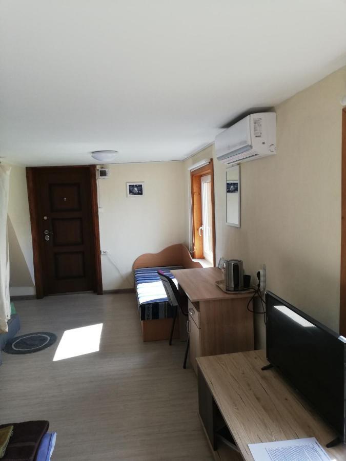 Nakvyne Apgyvendinimo Paslaugos Daivos Nakvynes Namai Hostel Biržai Εξωτερικό φωτογραφία